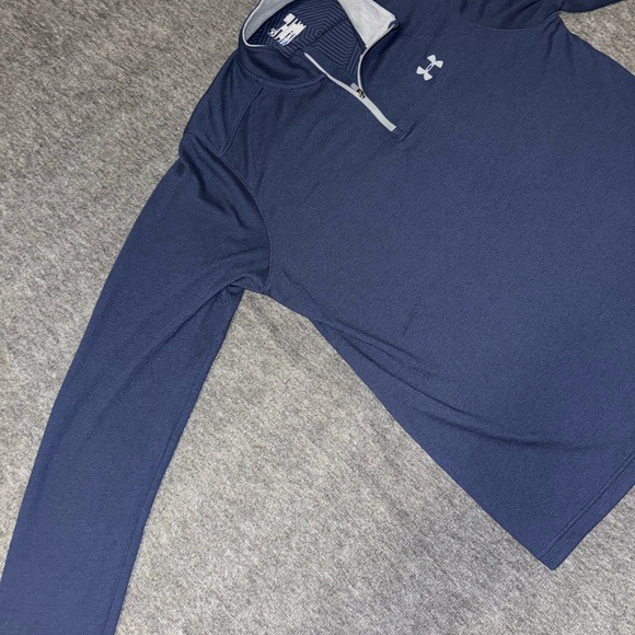Under Armour 1/4 Zip - Picture 3 of 5